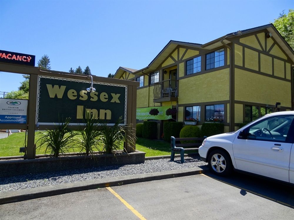Wessex Inn By The Sea Коуичен-Бэй Экстерьер фото